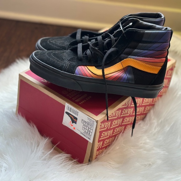 NWT • Vans • SK8 HI Reissue • Black + Rainbow • Size Women’s 7.5 - Picture 2 of 16